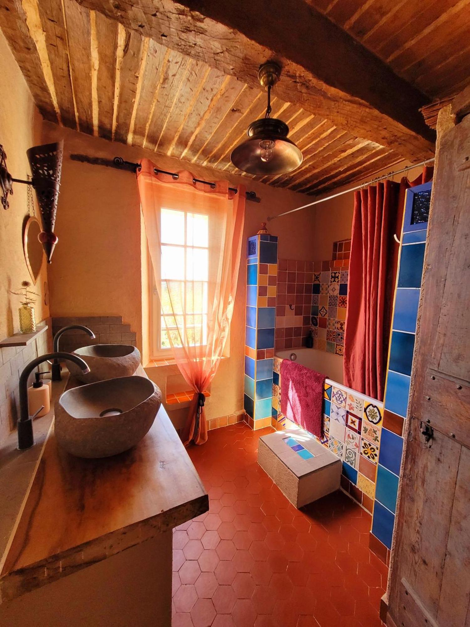 ホテル Au Puits De La Fontaine Tavernes 部屋 写真