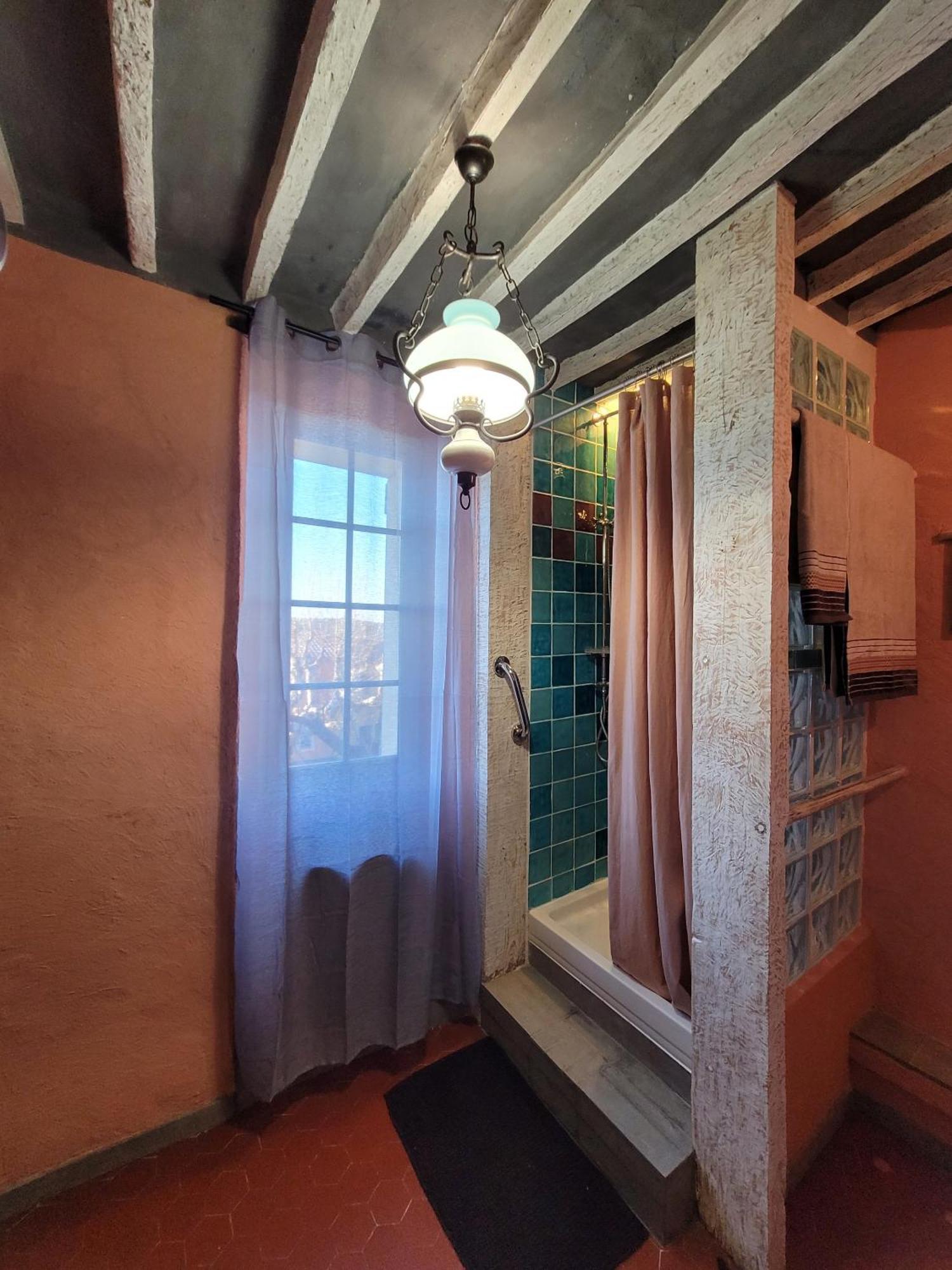 ホテル Au Puits De La Fontaine Tavernes 部屋 写真